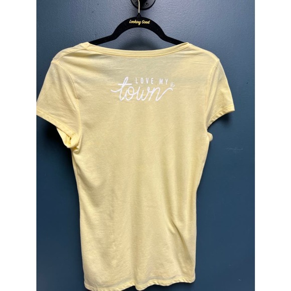 Small Town Girl T-Shirt - Picture 4 of 5